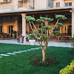 Royal Park Hotel
